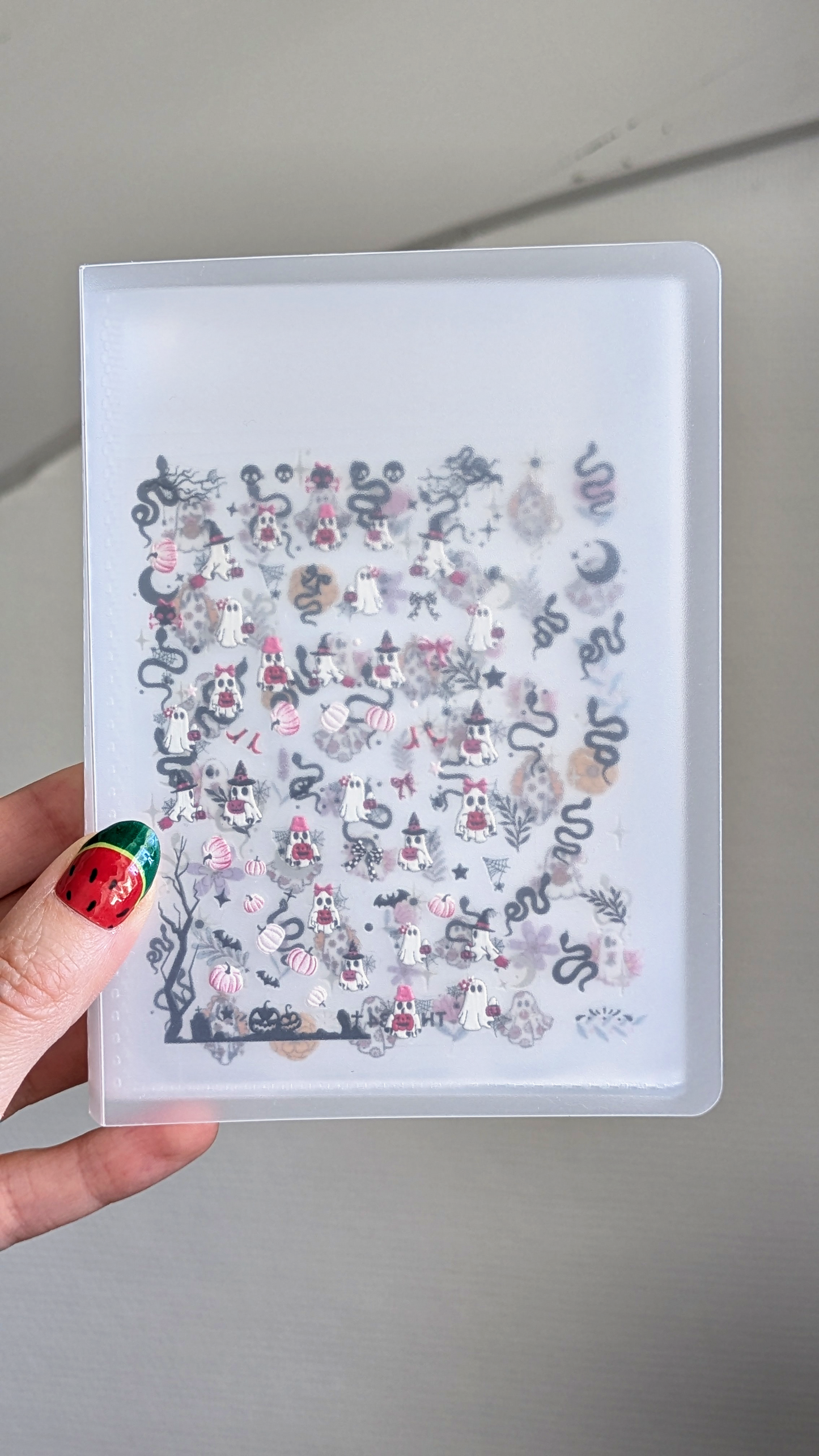 Ton petit grimoire à stickers